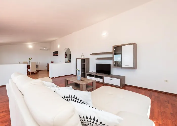 Apartmán Astoria