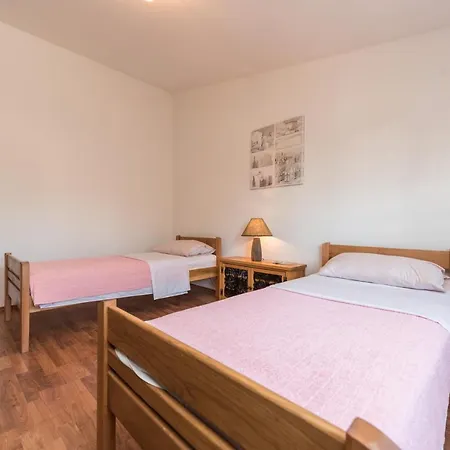 Apartman Astoria *
