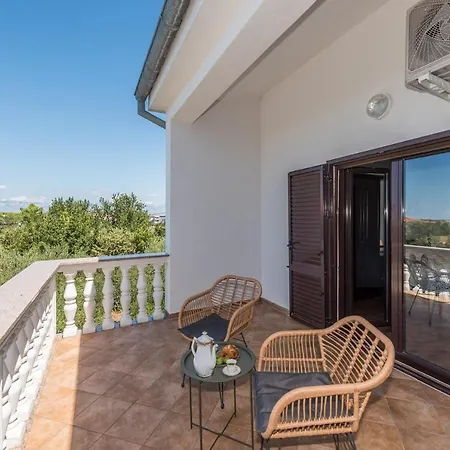 Astoria Apartman *